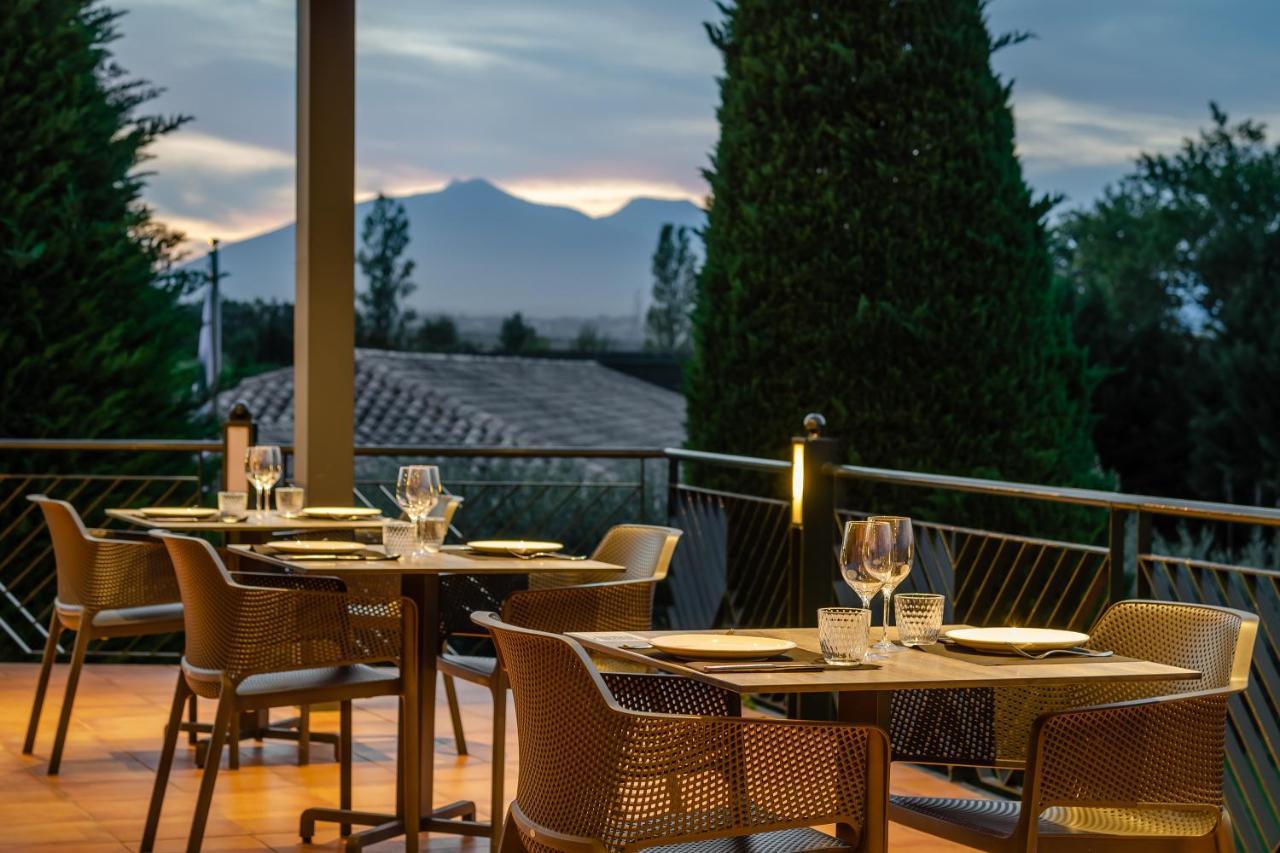 Hotel Torremirona Golf & Spa Navata Kültér fotó