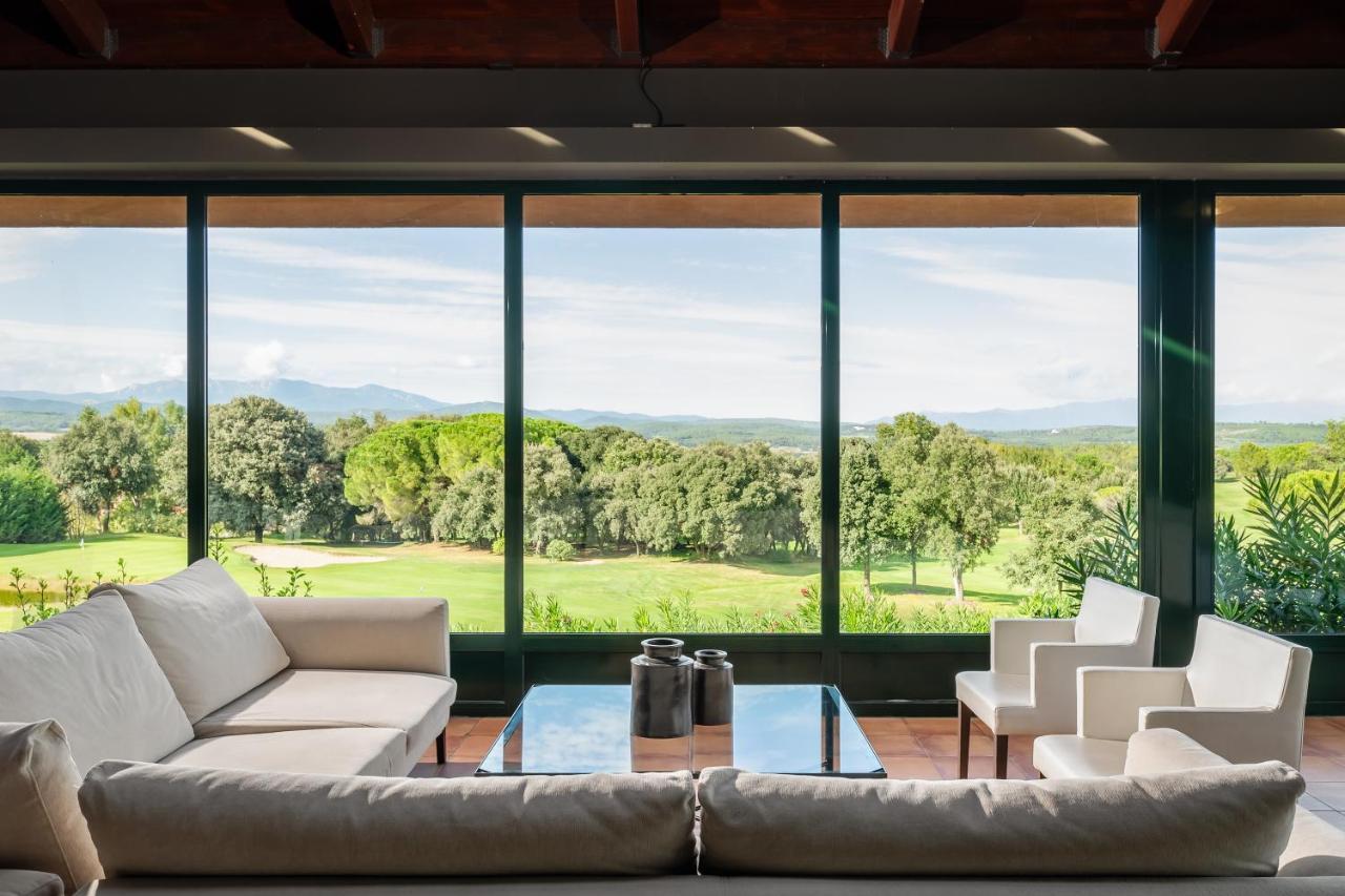 Hotel Torremirona Golf & Spa Navata Kültér fotó