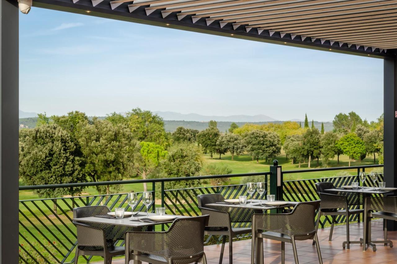 Hotel Torremirona Golf & Spa Navata Kültér fotó