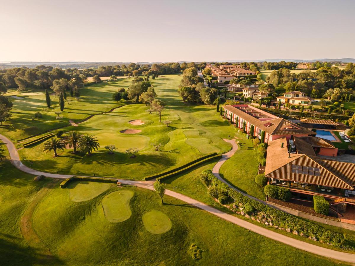Hotel Torremirona Golf & Spa Navata Kültér fotó