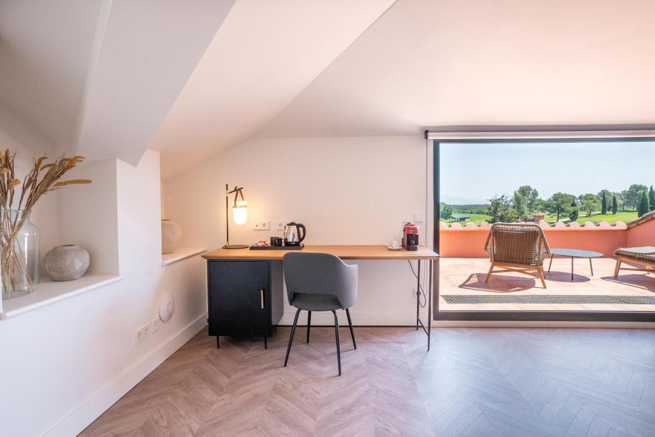 Hotel Torremirona Golf & Spa Navata Kültér fotó