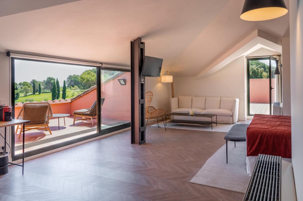Hotel Torremirona Golf & Spa Navata Kültér fotó
