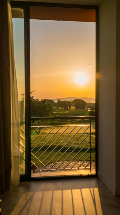 Hotel Torremirona Golf & Spa Navata Kültér fotó