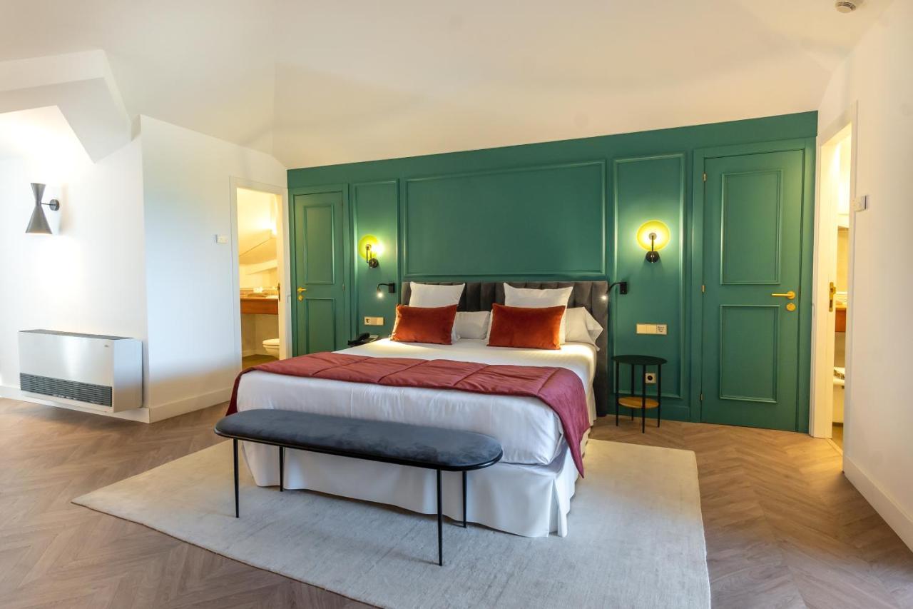 Hotel Torremirona Golf & Spa Navata Kültér fotó