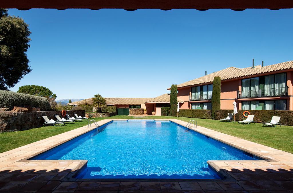 Hotel Torremirona Golf & Spa Navata Kültér fotó